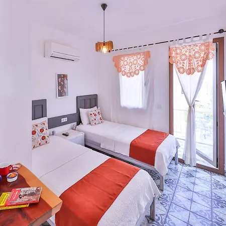Dantel Butik Ev * Kaş
